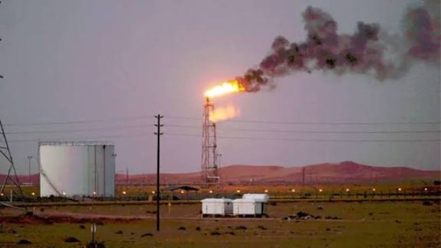 সৌদিতে ইরানের ড্রোন ও ক্ষেপণাস্ত্র হামলা: আকাশ প্রতিরক্ষা ব্যবস্থায় ধ্বংস