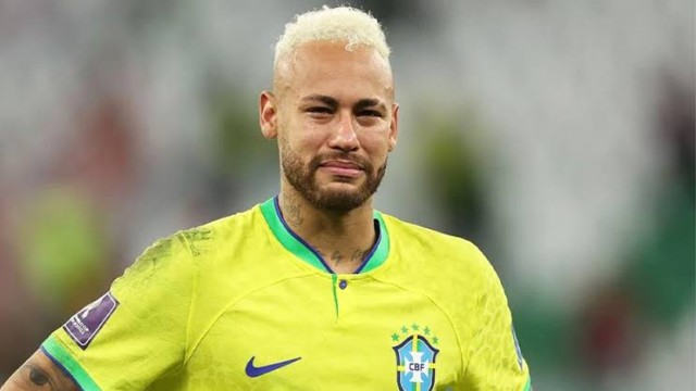 ব্রাজিল স্কোয়াডে নেই নেইমার: ফিটনেস জটিলতায় অনিশ্চিত বিশ্বকাপ যাত্রা