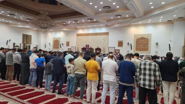 কুয়েতে অনাড়ম্বর পরিবেশে পবিত্র ঈদুল ফিতর উদযাপিত: প্রবাসীদের দোয়ায় ফিলিস্তিন