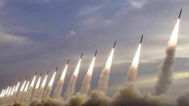 সৌদি ও বাহরাইনে মার্কিন ঘাঁটিতে ইরানের হামলা