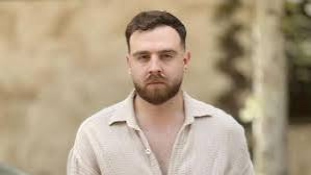 ৮০০ বিক্ষোভকারীর ফাঁসির দণ্ড কার্যকর করা স্থগিত করল ইরান