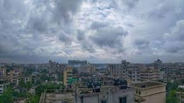 ঢাকার আকাশ আংশিক মেঘলা, আবহাওয়া থাকবে শুষ্ক