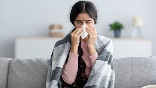 গরমে নাক দিয়ে রক্ত পড়া: সাধারণ সমস্যা নাকি বড় কোনো রোগের সংকেত?