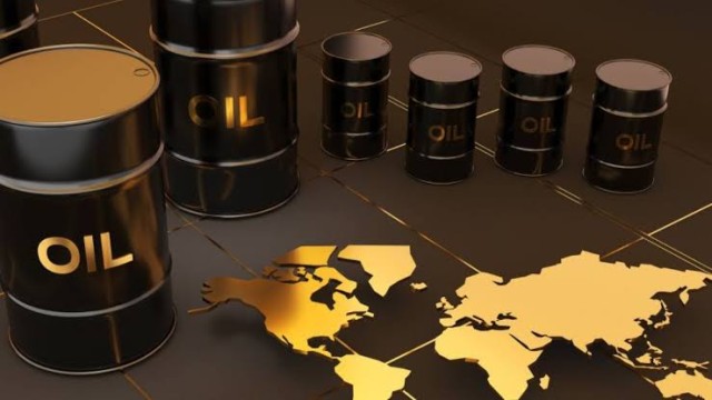 ইরান-মার্কিন আলোচনার সম্ভাবনায় বিশ্ববাজারে তেলের দামে বড় পতন