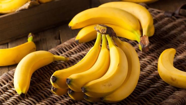 প্রতিদিন কয়টি কলা আপনার শরীরের জন্য নিরাপদ? জানুন পুষ্টিবিদদের পরামর্শ
