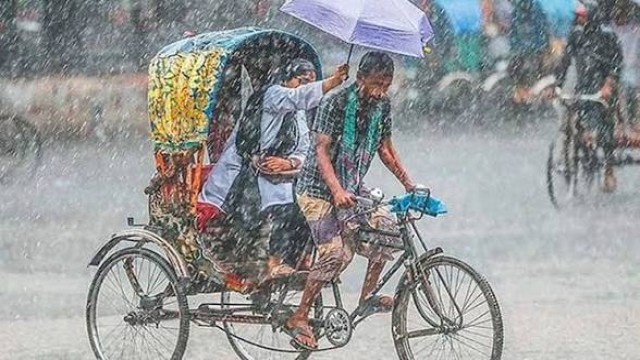 ৫ দিনের শেষভাগে বৃষ্টি বাড়ার পূর্বাভাস: বজ্রসহ মাঝারি বর্ষণের সম্ভাবনা