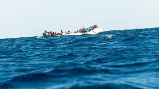 গত বছর ভূমধ্যসাগর দিয়ে ইউরোপে প্রবেশে শীর্ষে বাংলাদেশিরা