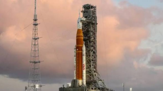 ৫৪ বছর পর আবারও চাঁদের পথে মানুষ