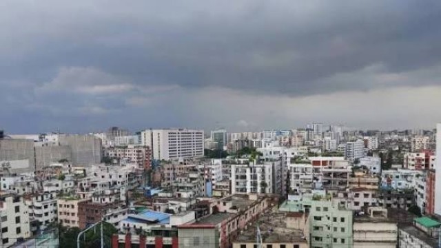 ঢাকা ও পার্শ্ববর্তী এলাকায় বজ্রসহ বৃষ্টির সম্ভাবনা: আবহাওয়া পূর্বাভাস