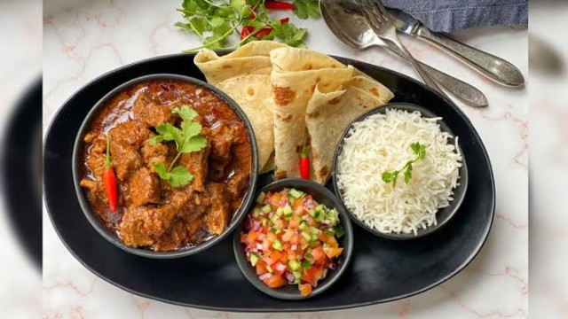 ভাত বনাম রুটি: ওজন কমাতে কোনটি সেরা?