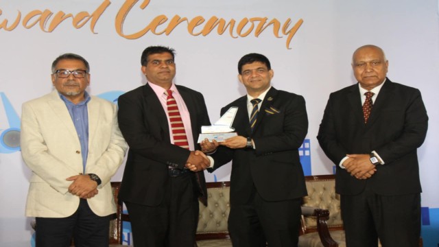 বেস্ট ডমেস্টিক এয়ারলাইন অব দ্য ইয়ার পুরস্কার পেল ইউএস-বাংলা