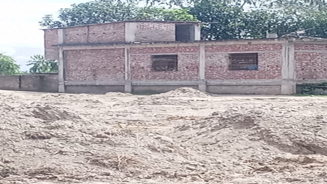 আবাসিক এলাকায় শব্দ দূষণ, ভুক্তভোগীদের অভিযোগে সাড়া নেই