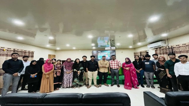 কুবিতে ‘ক্র্যাক ইউর ওয়ে ইন্টু এমএনসি’ কর্মশালা অনুষ্ঠিত