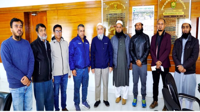 কুয়েটে প্রশাসনিক গতিশীলতা জোরদারে ভিসির সঙ্গে অফিসার্স অ্যাসোসিয়েশনের বৈঠক