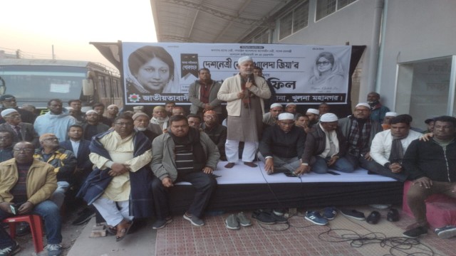 খালেদা জিয়ার মাগফিরাত কামনায় খুলনায় বিএনপির দোয়া মাহফিল