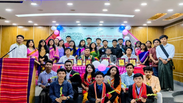 কুবিতে আদিবাসী ছাত্র সংসদের সংবর্ধনা ও বিদায় অনুষ্ঠান