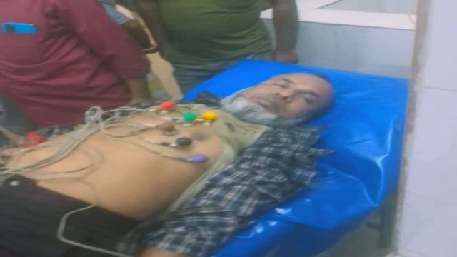 দিনাজপুরের কাহারোল উপজেলায় পেট্রোল পাম্পে তেল নিতে গিয়ে হিটস্ট্রোকে এনায়েতুল করিম (৪৮) নামে এক ব্যক্...