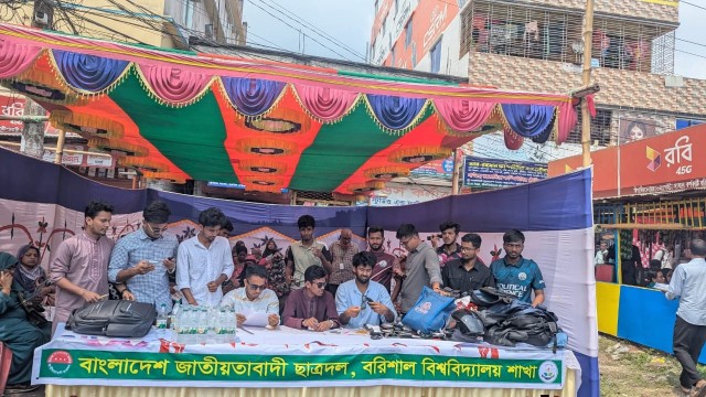 গুচ্ছ ভর্তি পরীক্ষা: ববিতে হেল্পডেস্কে স্বস্তি পেলেন শিক্ষার্থীরা