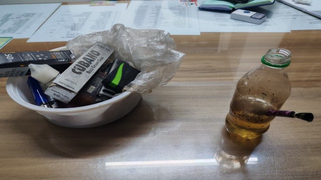 জাবিতে হলের কক্ষে মাদক সেবনের অভিযোগে ছাত্রী আটক, তদন্ত কমিটি