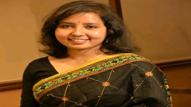 ত্রয়োদশ জাতীয় সংসদ নির্বাচনে সংরক্ষিত নারী আসনের জন্য বিএনপির চূড়ান্ত তালিকায় স্থান পেয়েছেন নেত্রকোন...