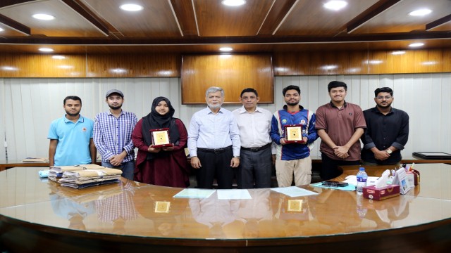 BDOAA অলিম্পিয়াডে পুরস্কার জয়ে মাভাবিপ্রবি শিক্ষার্থীদের সাফল্য, উপাচার্যের সঙ্গে সাক্ষাৎ