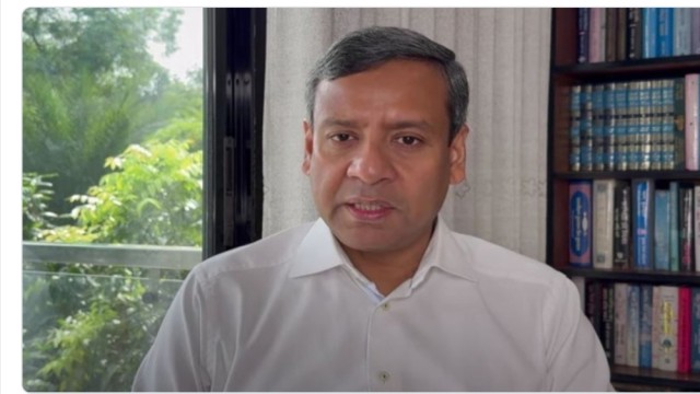 শেখ হাসিনা খুব দ্রুত পদক্ষেপ নিতে চাইছেন : গোলাম মাওলা রনি