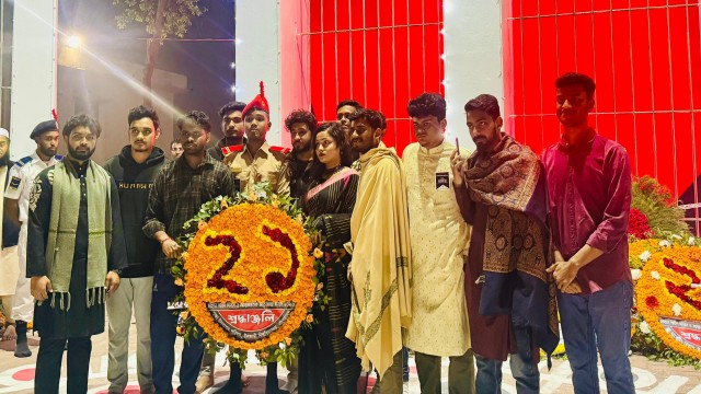 ভাষা শহীদদের প্রতি ইবি পূজা উদযাপন পরিষদের শ্রদ্ধা নিবেদন