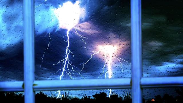 চার জেলায় বজ্রপাতে ৮ জনের মৃত্যু, আহত কয়েকজন