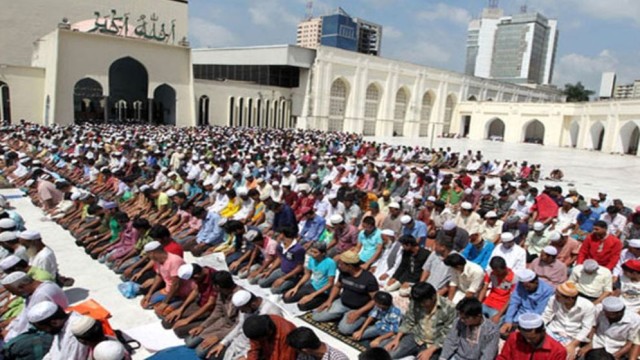 পবিত্র ঈদুল ফিতর আজ