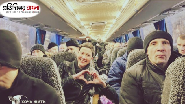 মার্কিন নিষেধাজ্ঞা প্রত্যাহারের পর ১২৩ বন্দিকে মুক্তি দিল বেলারুশ