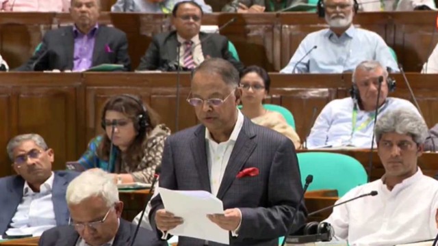 বৈশ্বিক সংকটেও দেশে জ্বালানি সরবরাহ স্বাভাবিক, দাম বাড়ছে না: সংসদে জ্বালানি মন্ত্রী