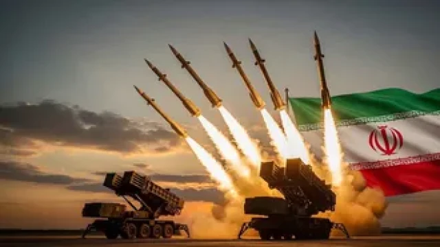 শর্ত শিথিল করে ইরানের সঙ্গে আলোচনায় যুক্তরাষ্ট্র: গুরুত্ব পাচ্ছে কেবল পরমাণু কর্মসূচি