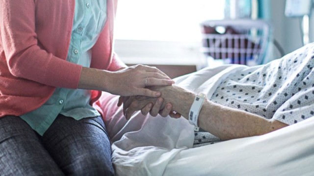 হাদিসে যেভাবে রোগীর যত্ন নিতে বলা হয়েছে