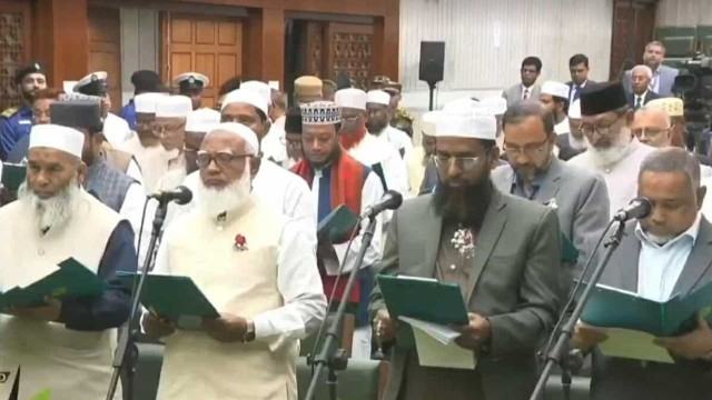 শর্তসাপেক্ষে দ্বৈত শপথ নিলেন জামায়াত ও ১১ দলীয় জোটের সংসদ সদস্যরা