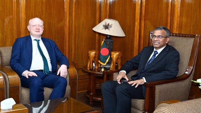 বাংলাদেশ ব্যাংকের গভর্নরের সঙ্গে জার্মান রাষ্ট্রদূতের সাক্ষাৎ