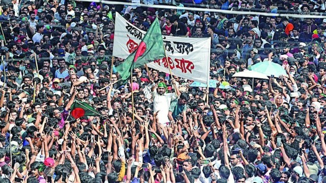 গণঅভ্যুত্থানে হতাহতদের নিয়ে বিতর্ক: আসলে ‘জুলাই যোদ্ধা’ কারা?