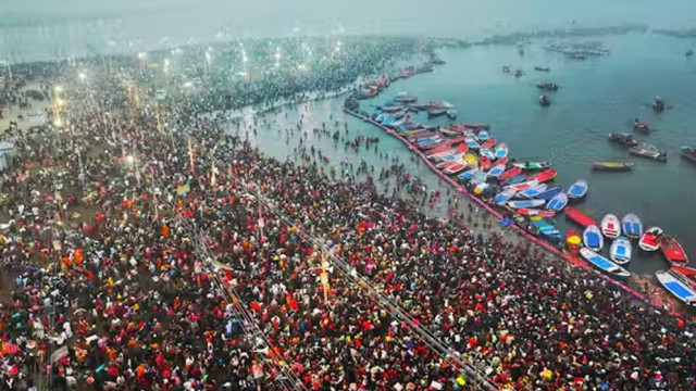 কুম্ভমেলা থেকে ভারত সরকারের আয় হতে পারে দুই লাখ কোটি টাকা
