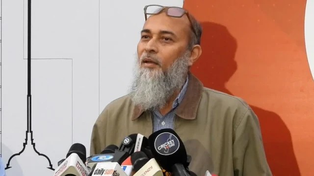 নাজমুল পদত্যাগ না করলে বিপিএলসহ সব ক্রিকেট বর্জনের হুমকি ক্রিকেটারদের