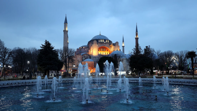 সবার আগে জান্নাতে প্রবেশ করবেন কোন নারী?