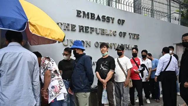 পাঁচ বছর পর জাতীয় নির্বাচনের ভোটগ্রহণ শুরু জান্তাশাসিত মিয়ানমারে