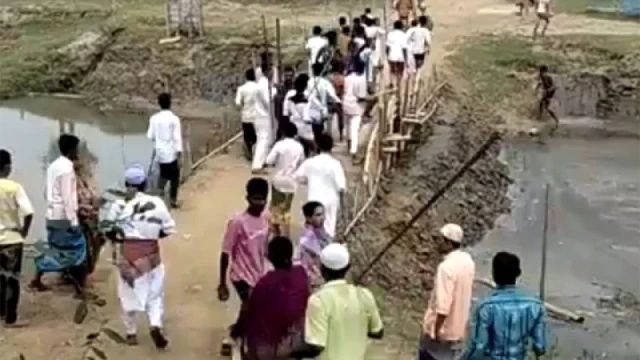 সুনামগঞ্জে বাঁধ কাটা নিয়ে দুই গ্রামবাসীর সংঘর্ষে আহত ২০