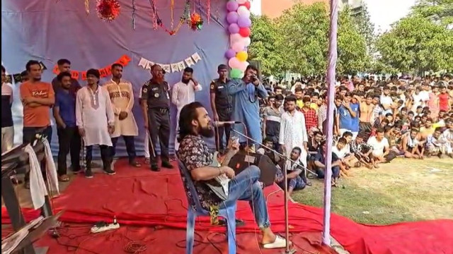 কারাগারে ঈদের আনন্দে গাইলেন নোবেল