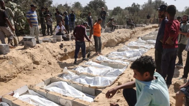 লাশে নির্যাতনের চিহ্ন, চাঞ্চল্যকর তথ্য প্রকাশ করল দ্য গার্ডিয়ান