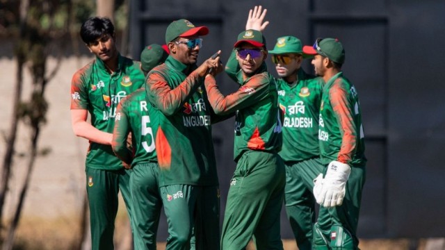 দুই ম্যাচ হাতে রেখেই ফাইনালে বাংলাদেশ অনূর্ধ্ব-১৯