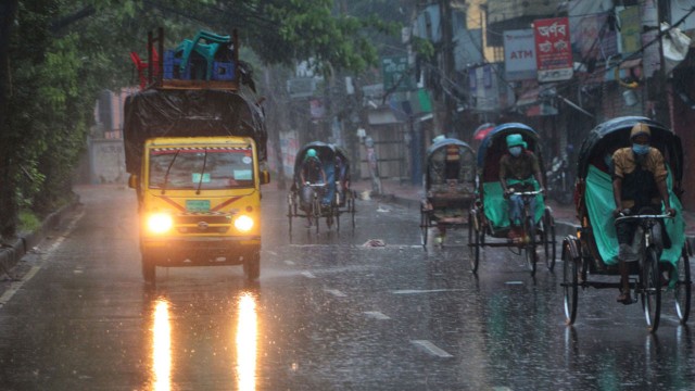 বৃষ্টি কবে থামবে, যা জানালো আবহাওয়া অধিদপ্তর