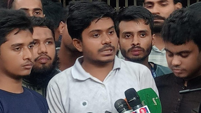 পদত্যাগের পরপরই দুই ছাত্র উপদেষ্টার বিষয়ে দুদকের তদন্ত চায় সাবেক সমন্বয়করা