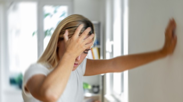 প্রচণ্ড গরমে মাথা ঘুরলে দ্রুত সুস্থ হতে যা করবেন এবং প্রতিরোধের উপায়