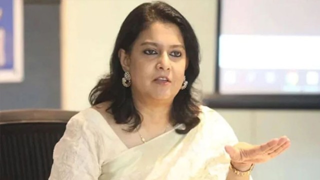 মেয়াদোত্তীর্ণ গাড়ি সড়ক থেকে তুলে নেওয়ার উদ্যোগ: উপদেষ্টা রিজওয়ানা হাসান