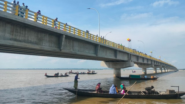 “১১ বছরের অপেক্ষার অবসান, উদ্বোধন হলো তিস্তার ভাসানী সেতু”