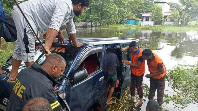 বাহার ফিরলেন, না-ফেরার দেশে মা-স্ত্রী-সন্তানসহ সাত স্বজন